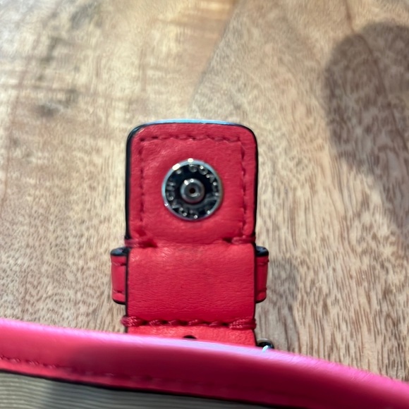 COACH Hadley Leather Field Bag - Picture 10 of 16